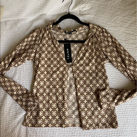 Motel Rocks Top - Picture 4 of 7